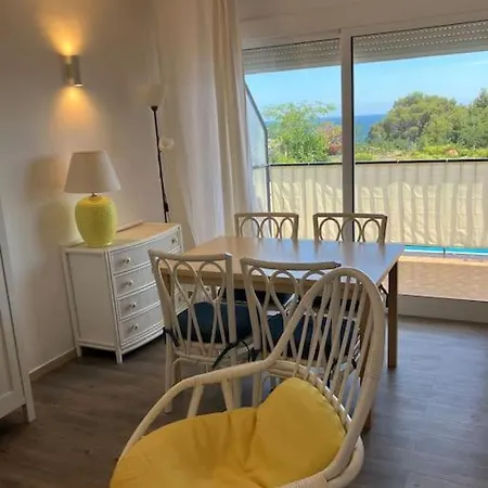 A 100m De La Playa Appartement *